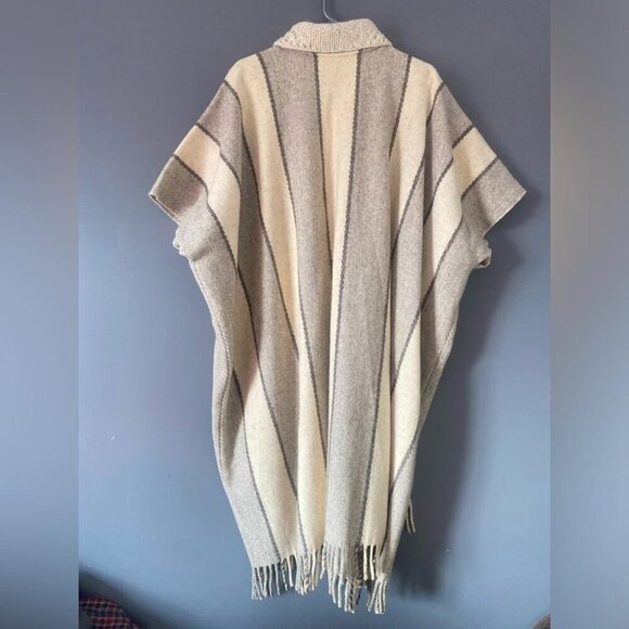 Vintage Fringe Poncho Cape Cottagecore Wool Blend Autumn Shawl - Picture 8 of 13